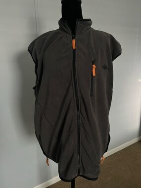 Men's Apparel by Homerun Gray Fleece Vest with Orange Accents